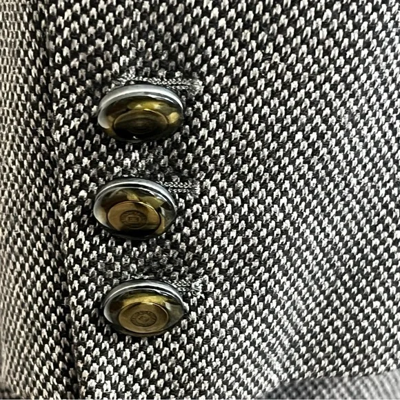 Escada Elegant Black Blazer - Picture 5 of 7